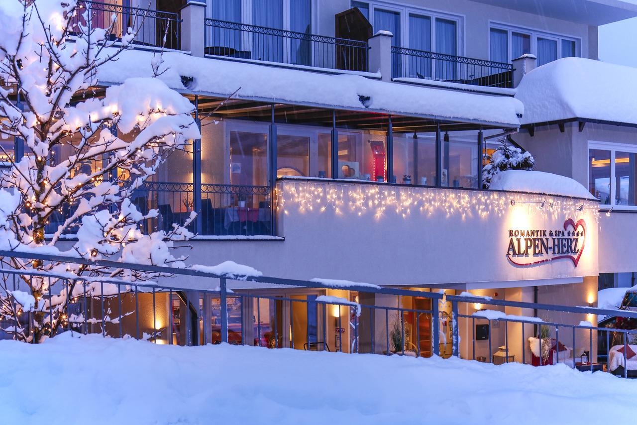 Hotel Alpen-Herz Romantik & Spa - Adults Only Ladis Exterior foto