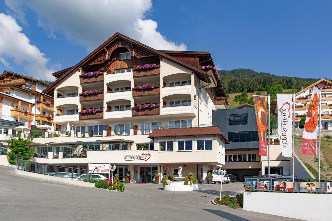 Hotel Alpen-Herz Romantik & Spa - Adults Only Ladis Exterior foto